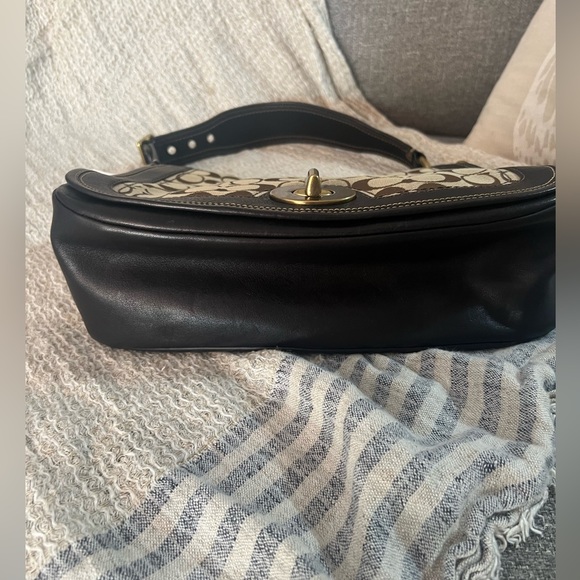 Coach Signature Legacy Shoulder Bag - Picture 5 of 10